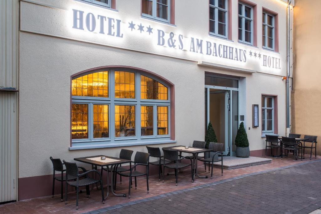 B&S Hotel Am Bachhaus Айзенах Екстериор снимка